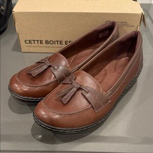 Clarks Women's Chocolate Brown Tassel Loafers